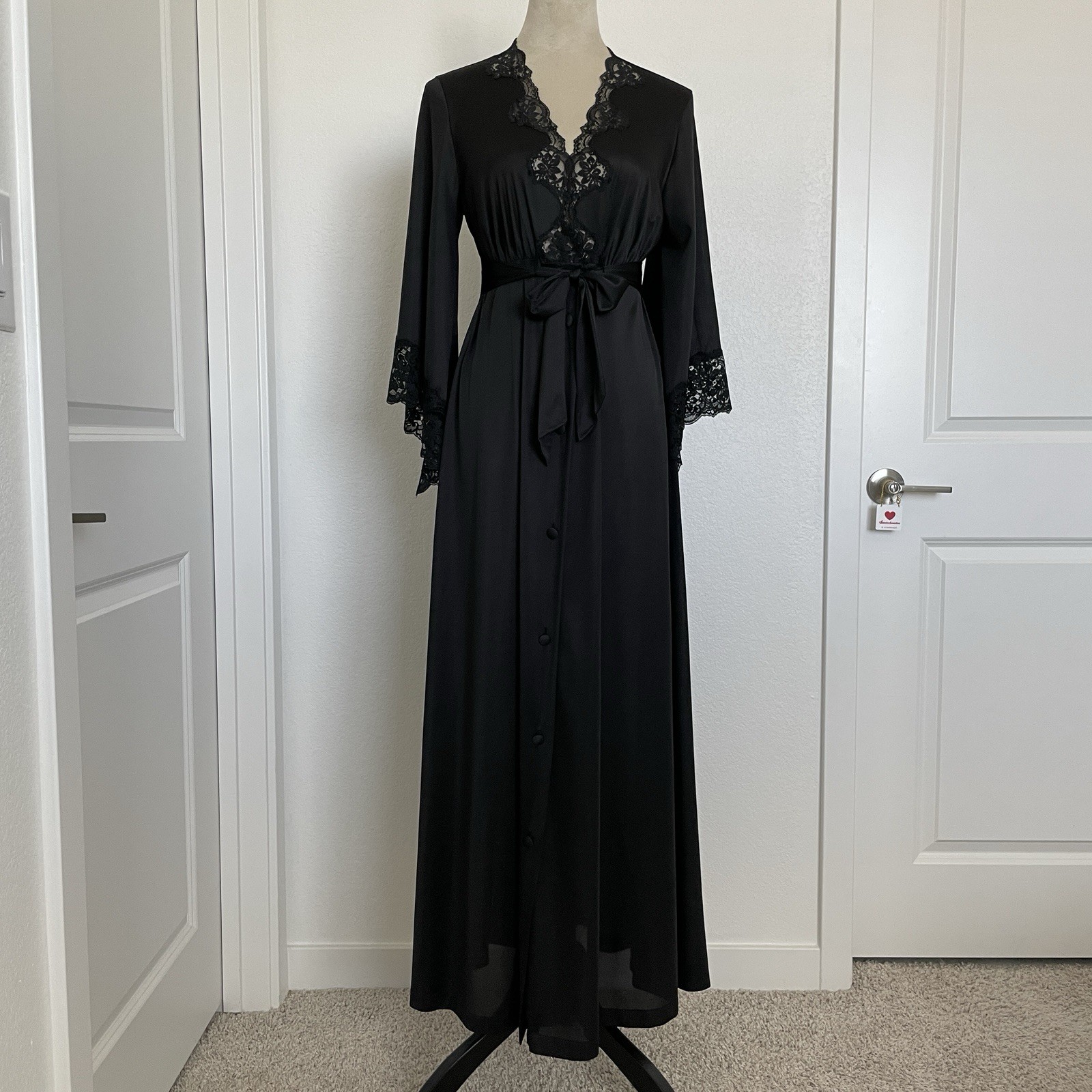 vintage Jolie nylon black lace wide sleeves long nightie robe S