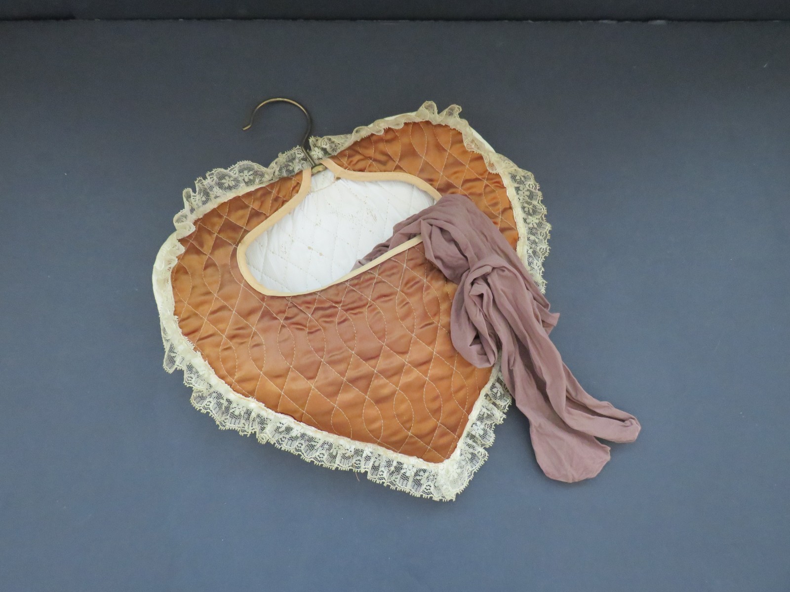 Vintage Quilted Lingerie Bag – Bronze Vinyl Heart – Fine Lingerie Holder