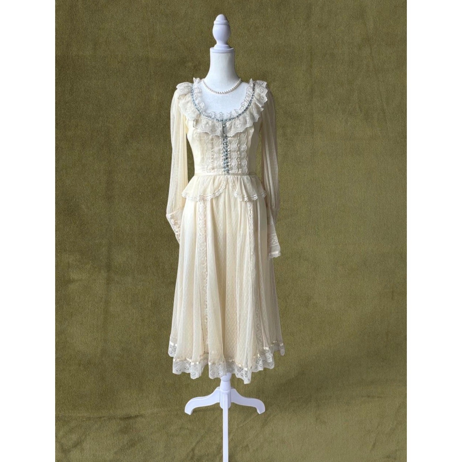 TRUE VINTAGE RARE 1970s Gunne Sax Ivory Lace Peplum Dress – XS/S 0-2