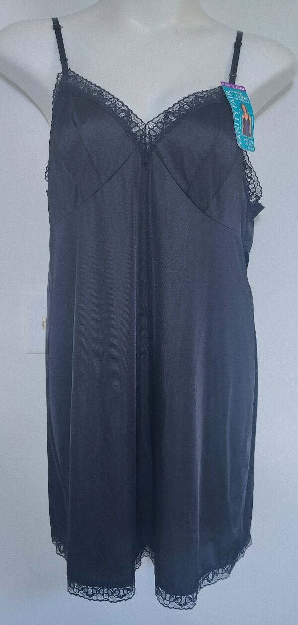 Women&rsquo;s 2XL 42 Vanity Fair Black Slip Everyday Layers Lace Trim NEW NWT