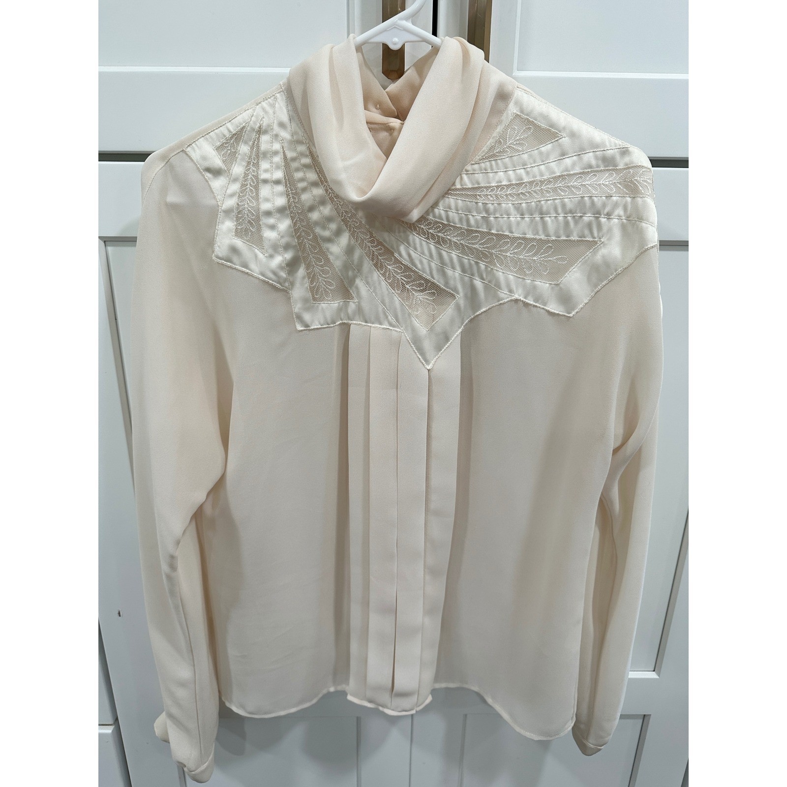 Vintage San Andre New York Paris Cream Blouse Lace Yoke Pleated Cowl Neck Top