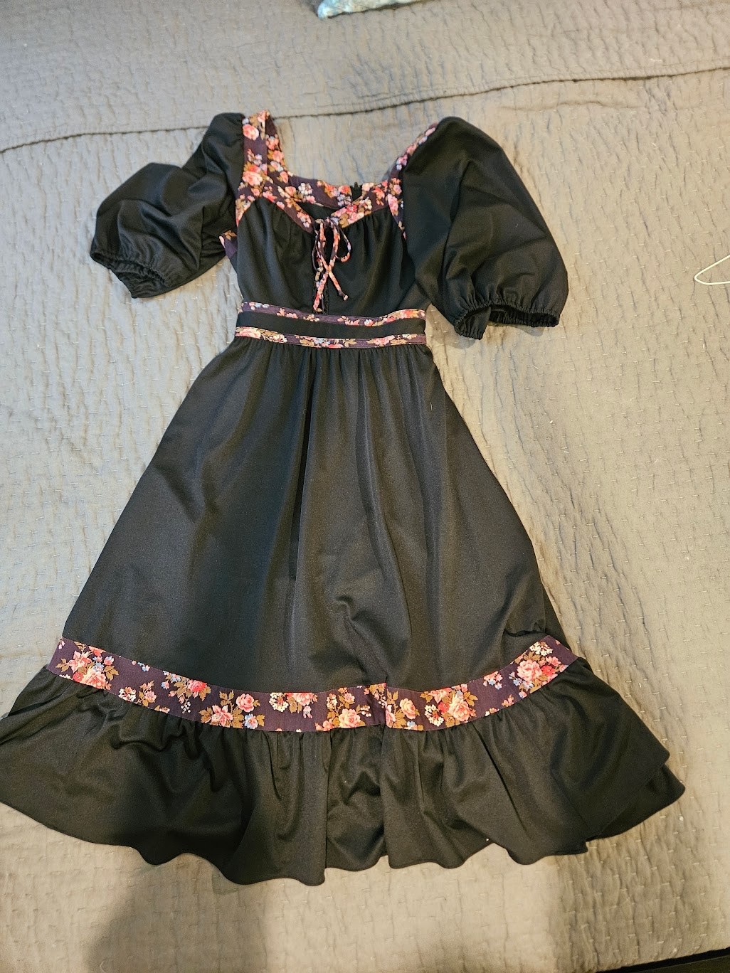 Jody of California Vintage dirndl style peasant dress black with floral trim