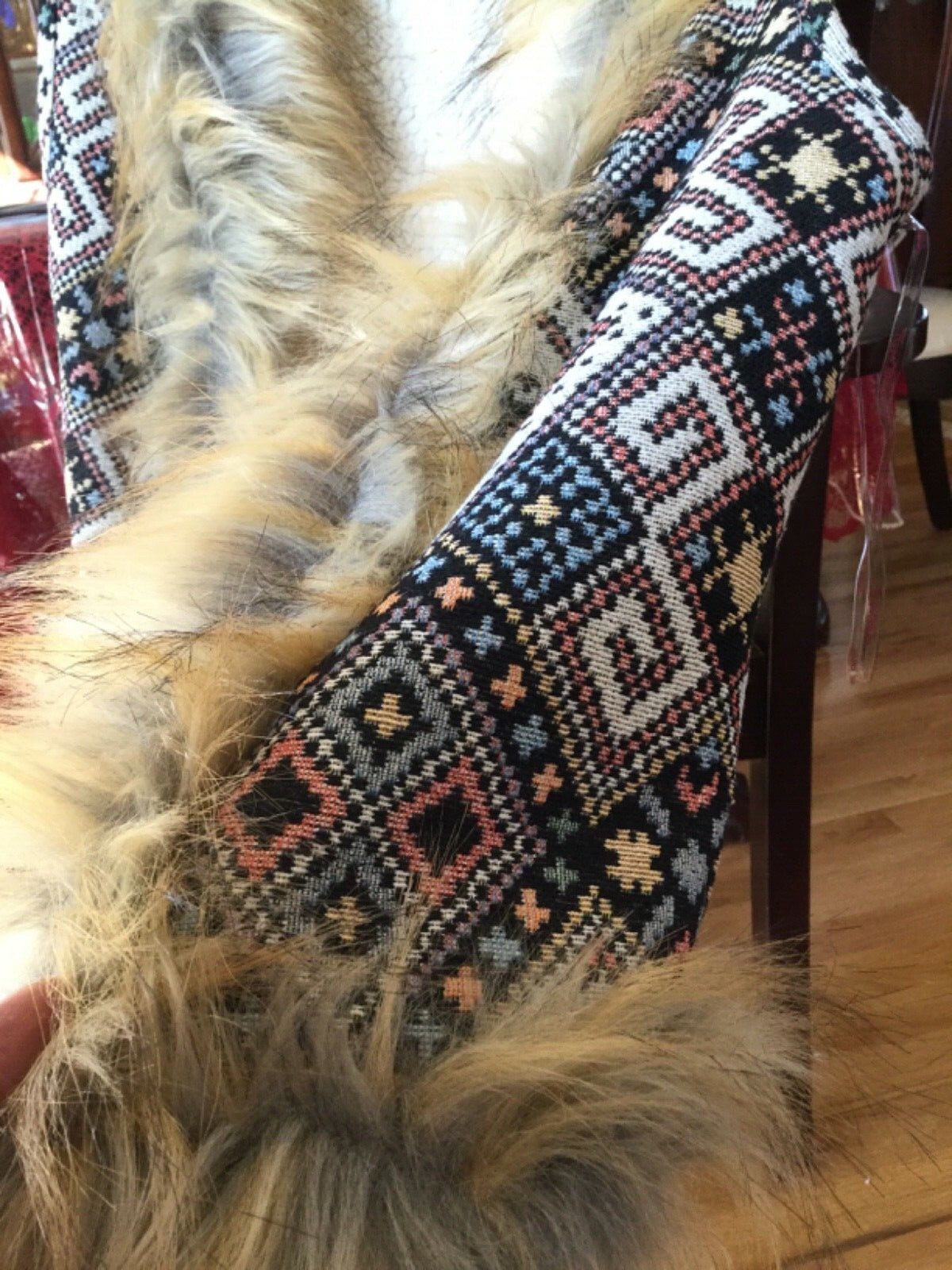 FLYING TOMATO Needlepoint Tapestry Vest Faux Fur Shearling Trim~BOHO~Cowgirl M