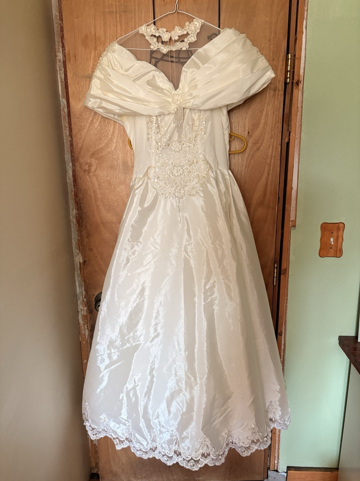 Vintage 90’s Wedding Gown Beautiful Dress