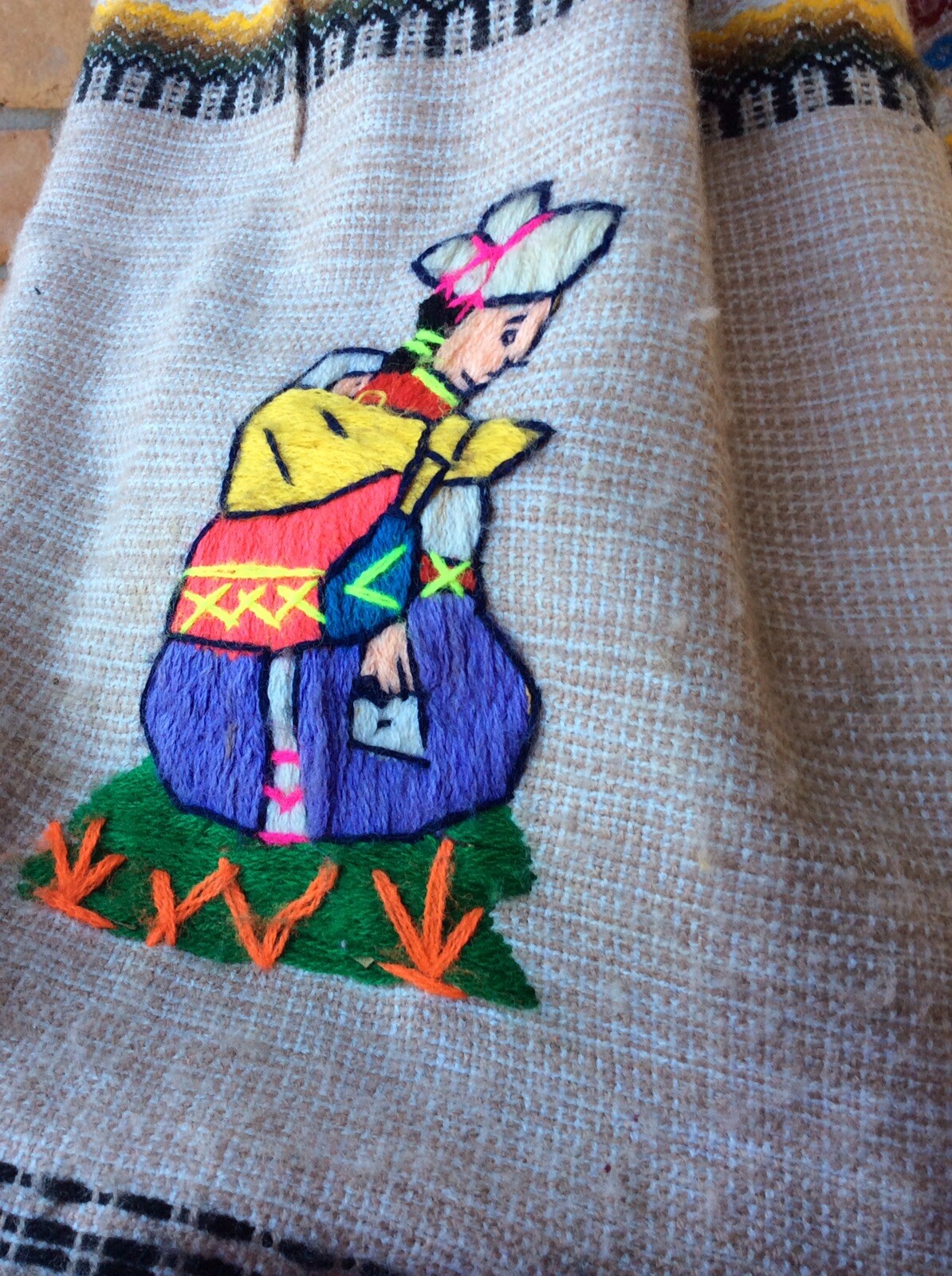 VTG Multicolor Embroidered Mexican Blanket Midi Dress Art 46&Prime;B 49&Prime;H 50&Prime;L FLAWS