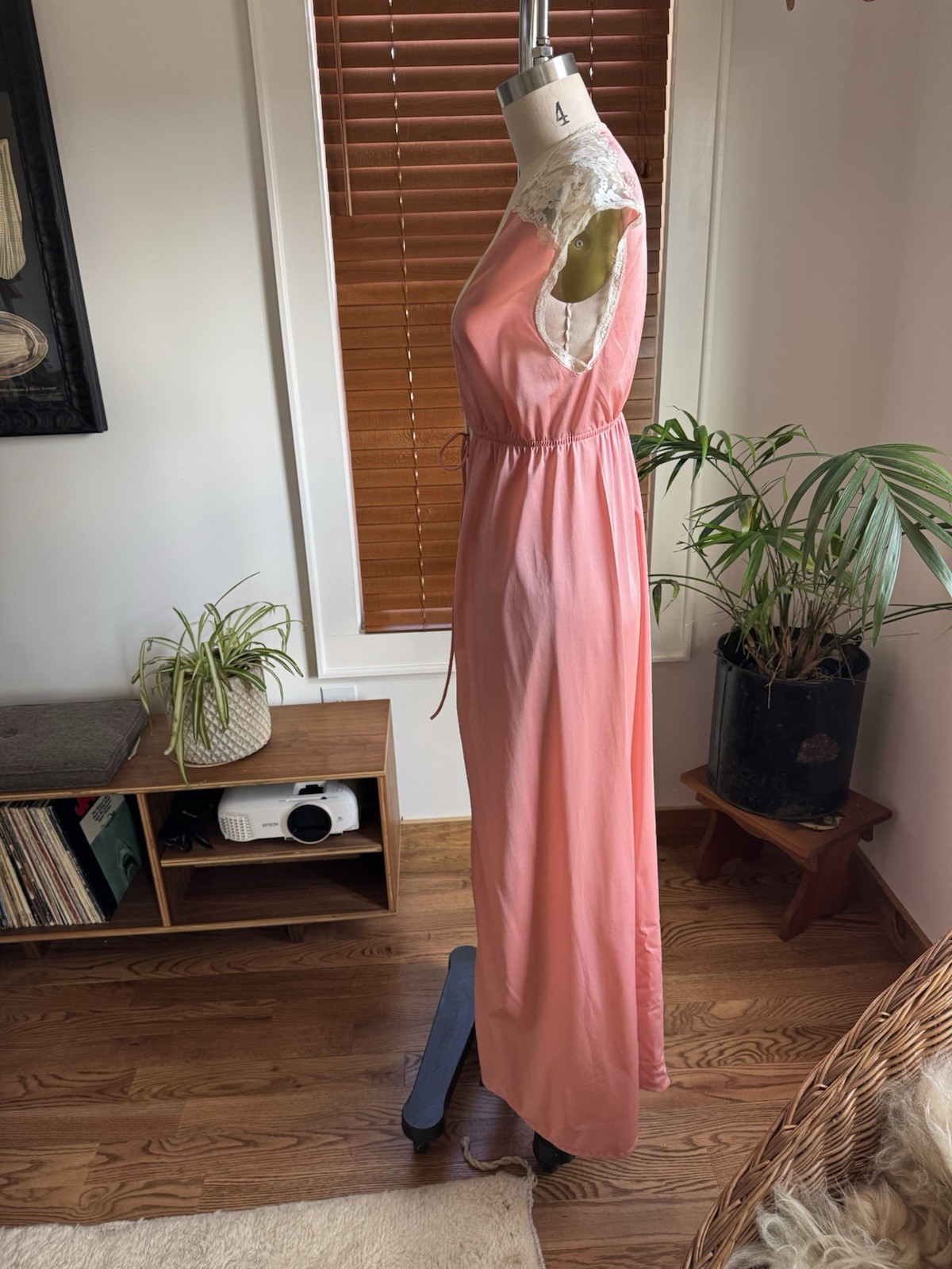 Vtg 60s 70s Lingerie Pink Old Hollywood Glamour Long Open Nightgown Accent Robe