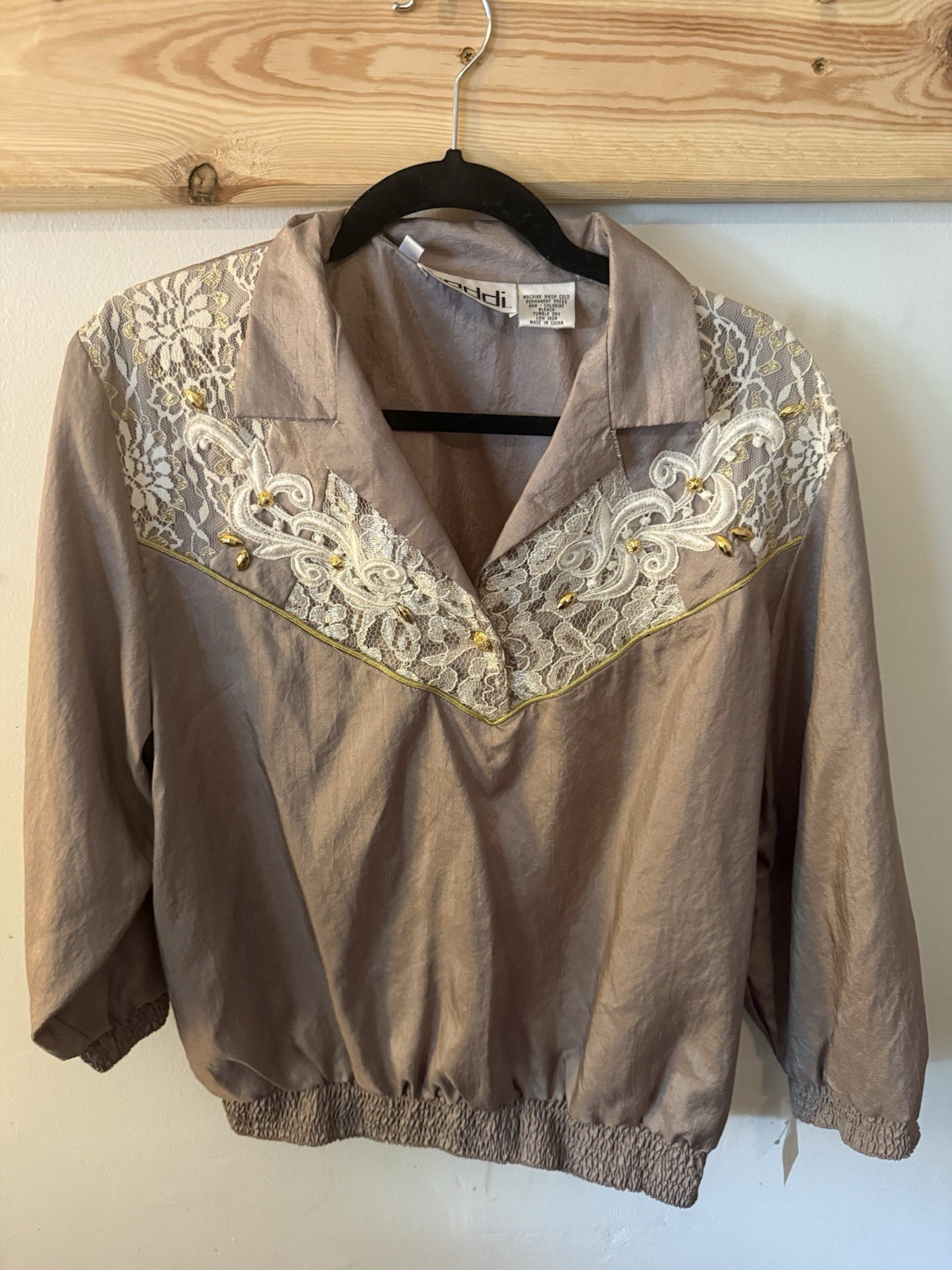 Women’s XL Vintage Sears Teddi Pullover Gold With Lace And Beads Original 90s