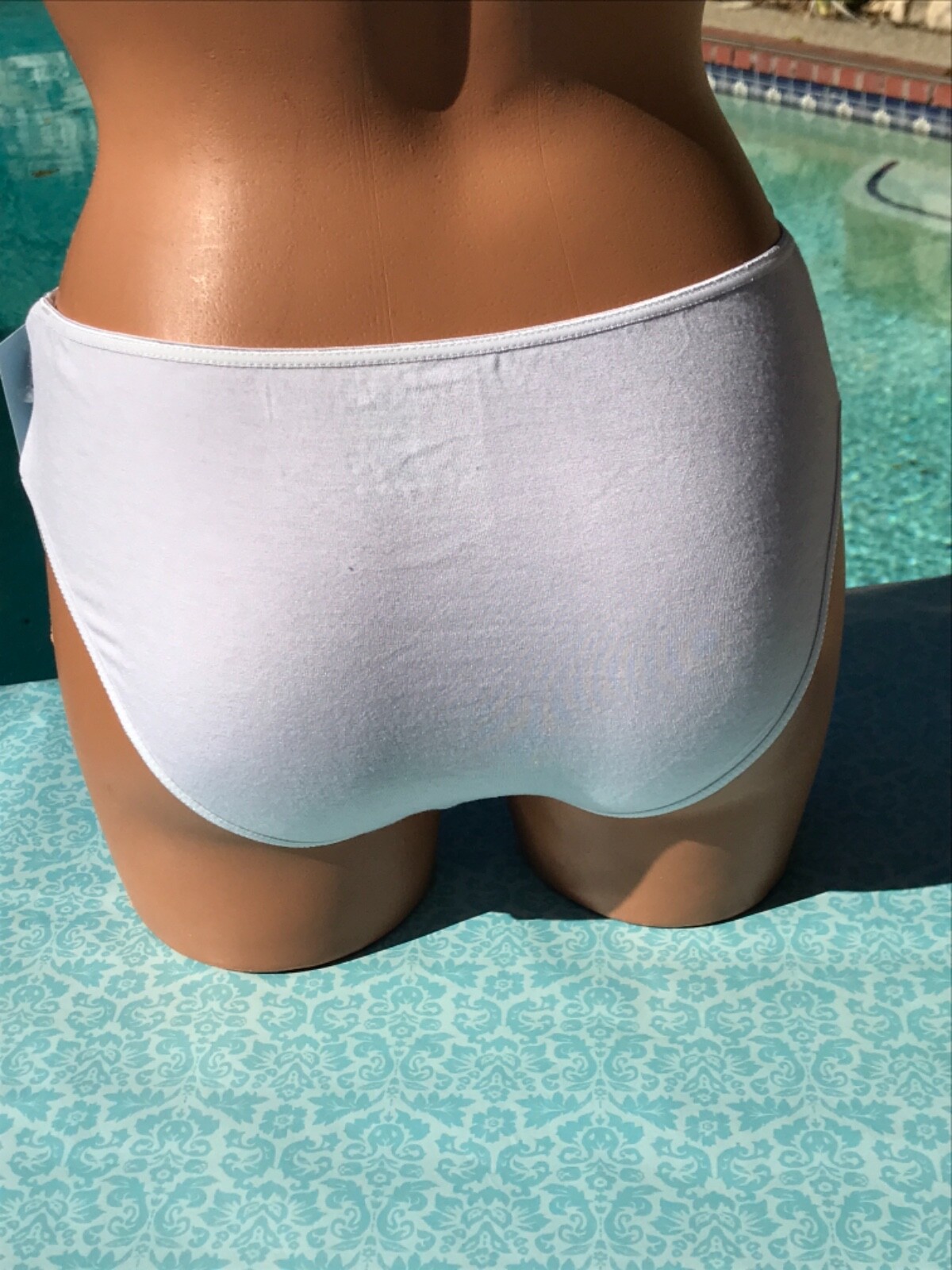 Vintage 💝 Size:6/M – MODAL ‘SOFTER THAN SILK’ White Panties Women’s Briefs (1)