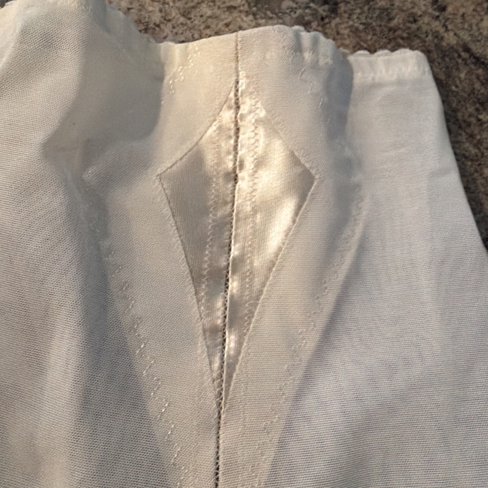 Vintage 1960&rsquo;s Loveable Long Leg Shapewear Girdle Shorts White Sz M