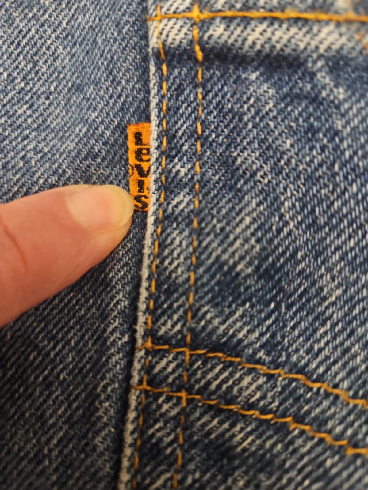 Vtg 1985 Levi&rsquo;s 505 Jeans Orange Tab 33×27 Cropped Ankle Raw Hem Med Wash Denim