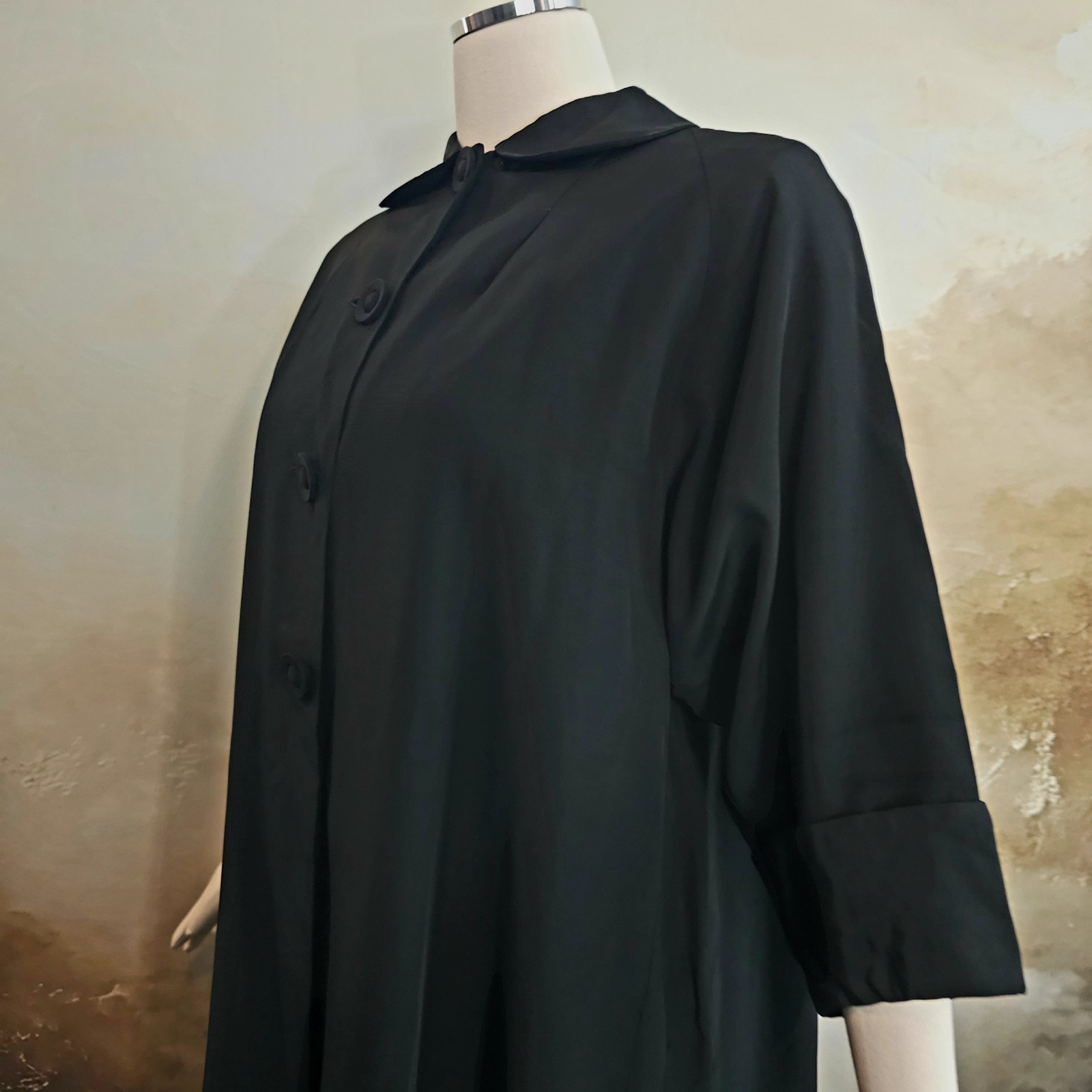 Vintage 1950s Coat Jacket Swing Coat Lightweight Black Half Sleeve Buttons Pinup