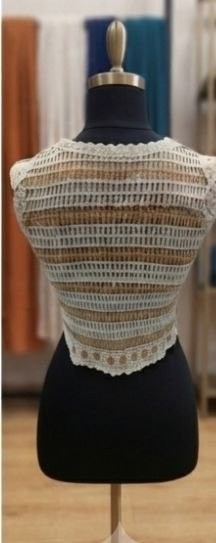Vintage Handmade Crochet Granny Square Crop Top Womens S