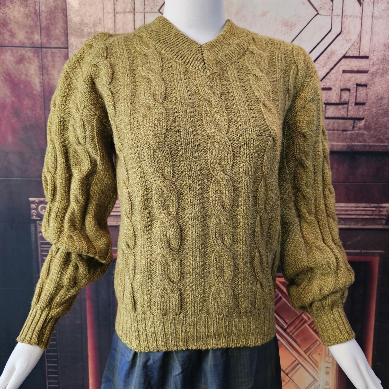 Vintage 1970s Sweater Pullover Cable Knit Mustard Yellow Wool Jantzen V-neckline