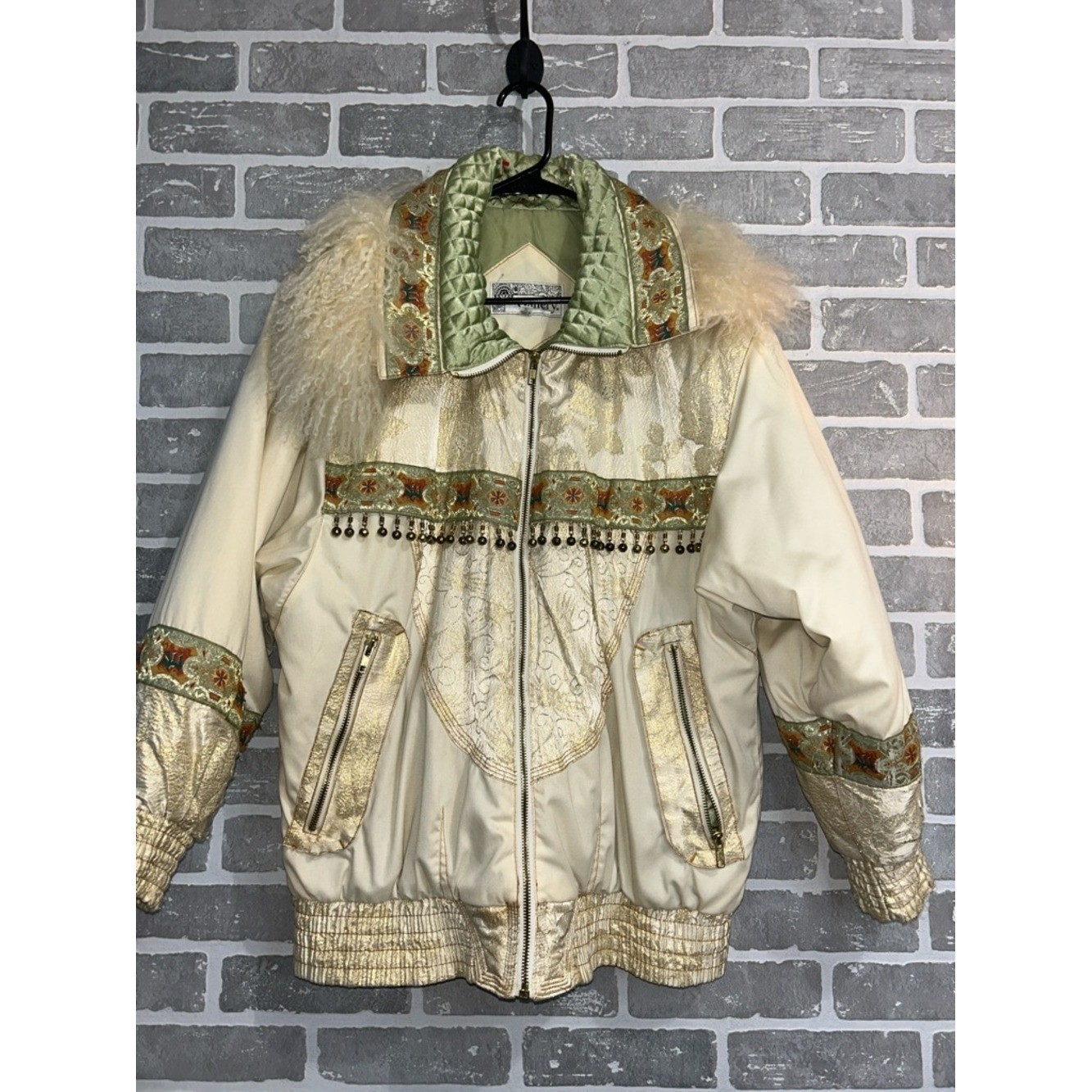Vintage J. Gallery Puffer Jacket Large Beige Retro Bomber 80s. Rare. Bella