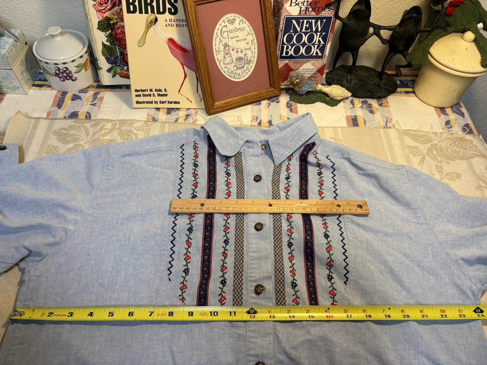 Vintage 90s Light Blue with Floral Pattern Front Button Up Grannycore Women&rsquo;s XL