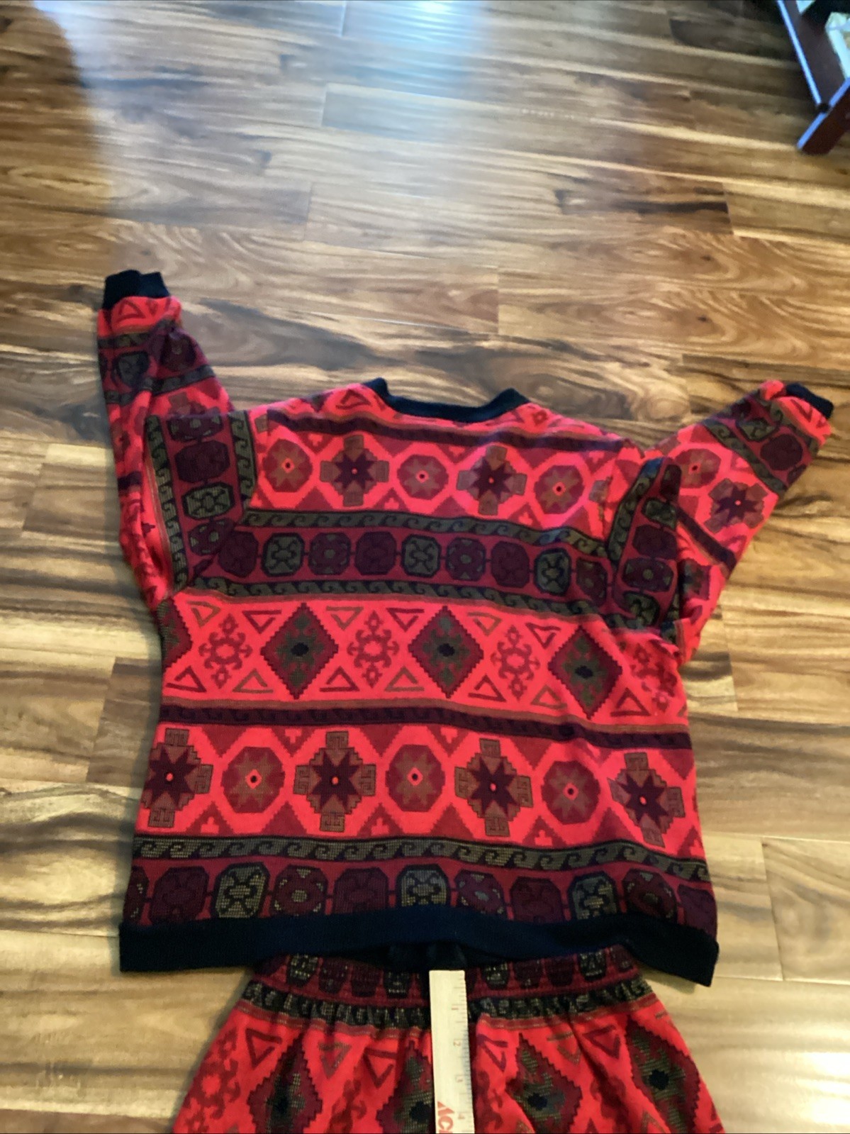 Vintage Graff Californiawear Pattern Red Black Sweater Material Size S/M