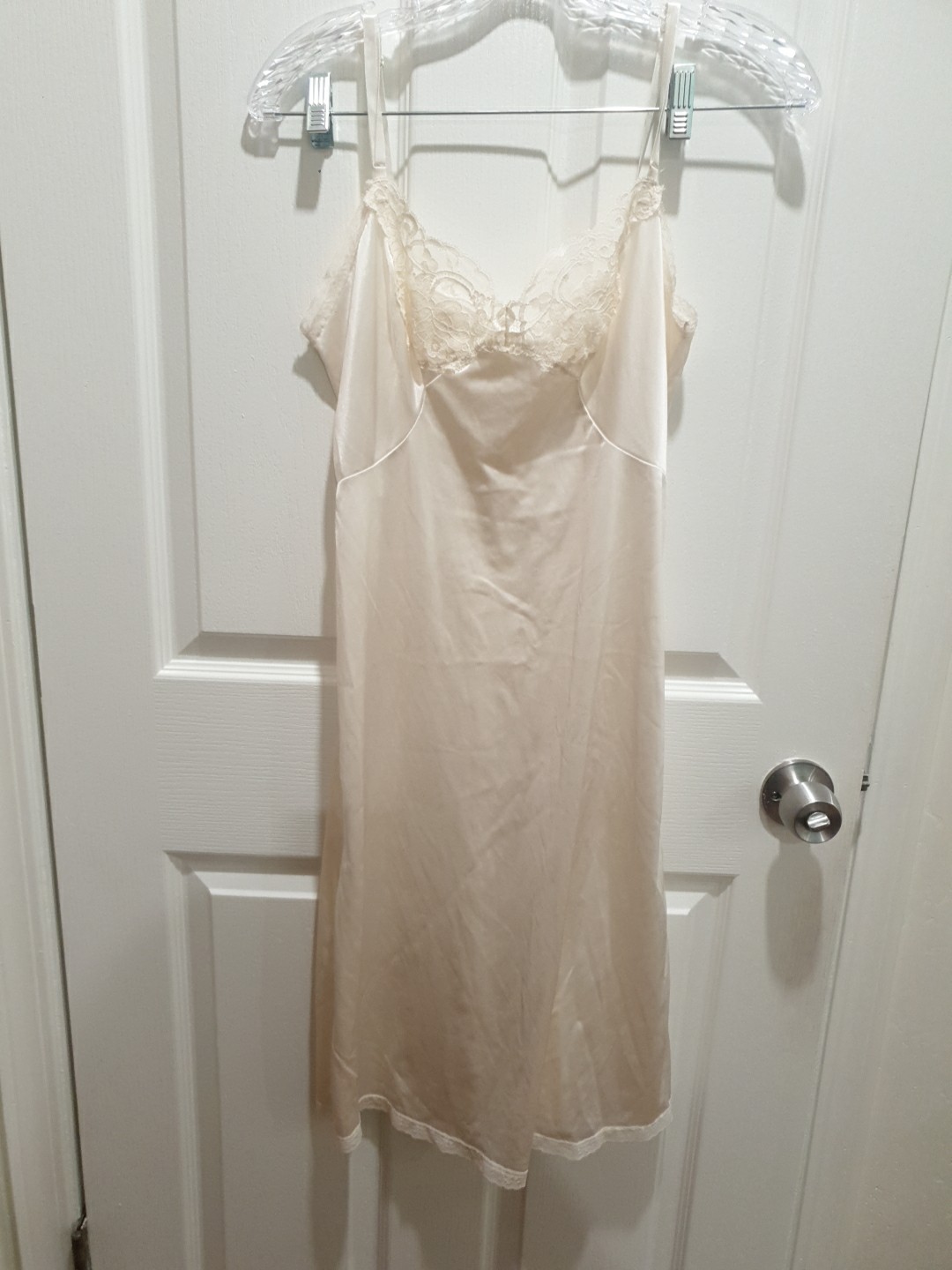 vintage NO LABEL IVORY NYLON tiny LACE full slip SISSY No Size Please See Photos