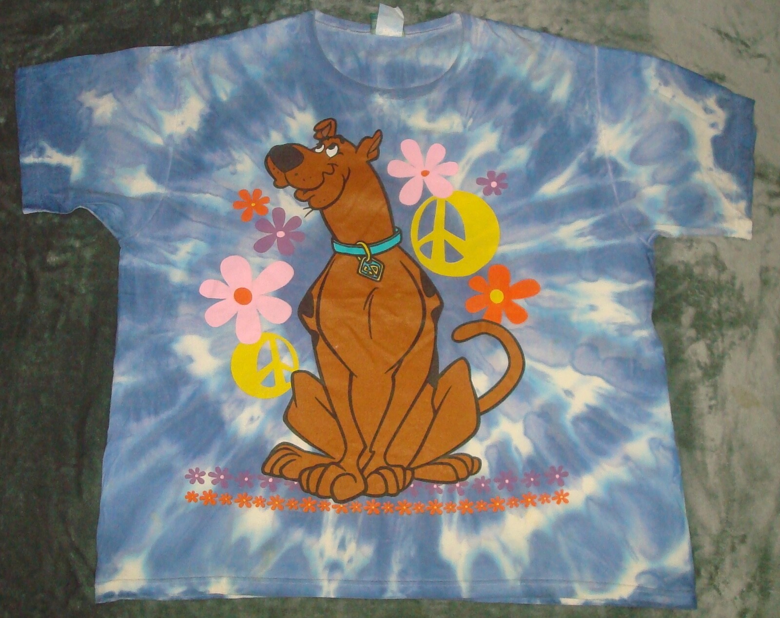 VTG 1998 SCOOBY DOO T SHIRT SIZE 14W TIE DYE CARTOON NETWORK FLOWER 90s BIG FACE