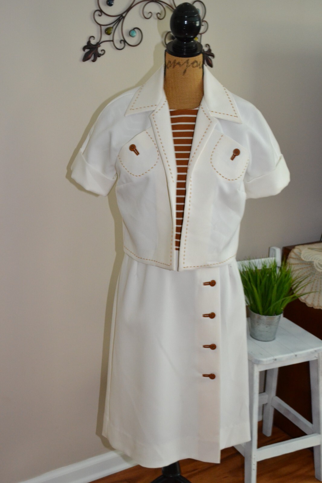 Vintage 1960&rsquo;s Nardis of Dallas Brown/white striped Dress/jacket suit set