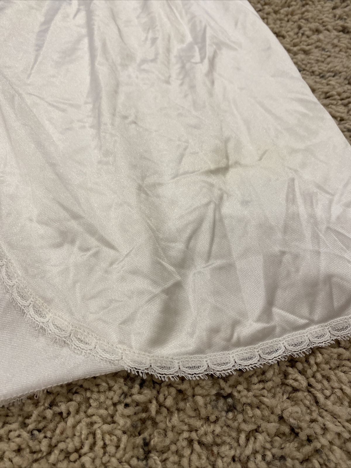 Vanity Fair White Half Slip Size Small 38 Measures 22-32 Waist 23.5 Inches Long