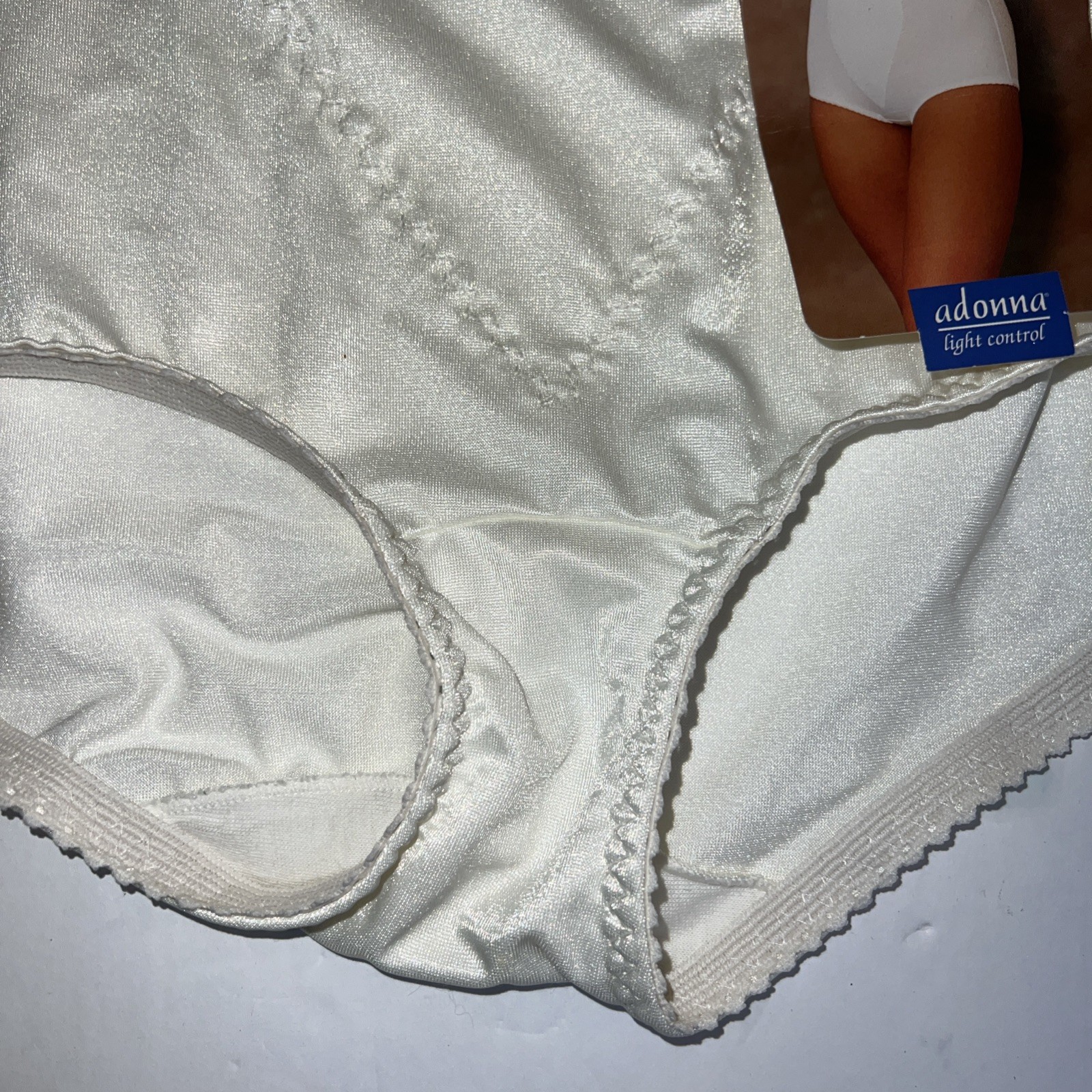 Adonna Light Control Soft Skins Lace Trim Nylon Granny Panties Small NWT Satin