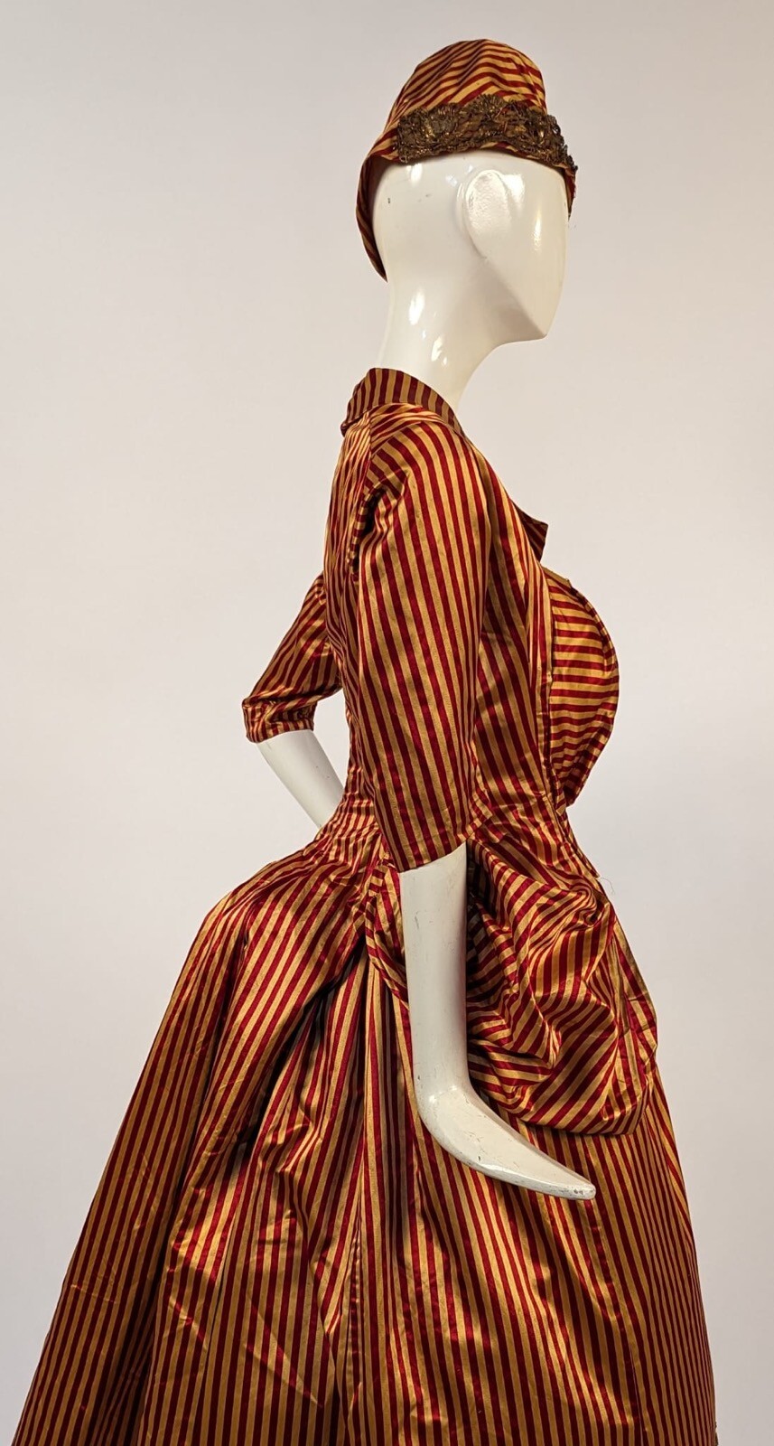 1880’S VICTORIAN FRENCH REVOLUTION BASTILLE DAY BUSTLE DRESS W TIPPED CAP
