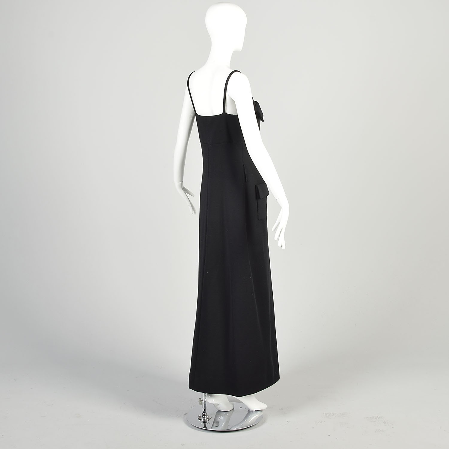 Medium 1970s Geoffrey Beene Black Maxi Heavy Knit Patch Pocket Button Layer Maxi