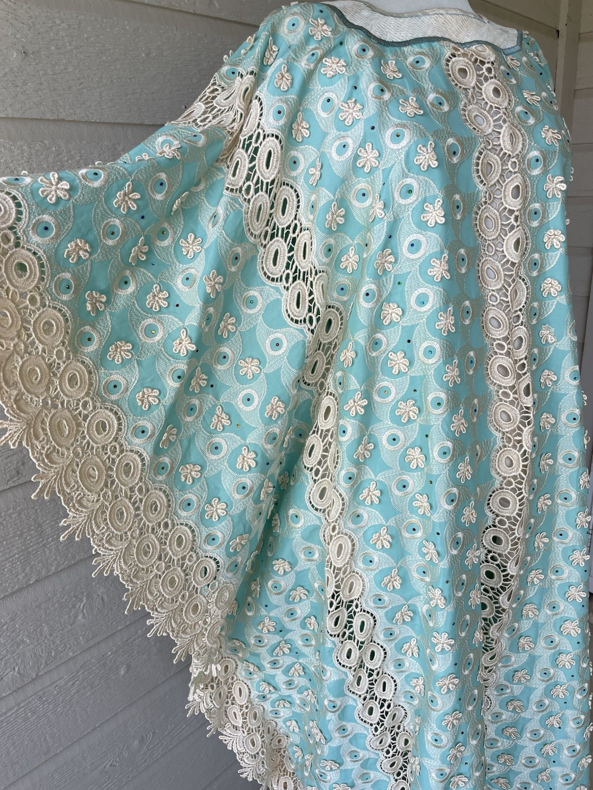 Vintage 1970s Teal Woman’s Floral Embroidery Bedazzled Caftan Dress – Unbranded