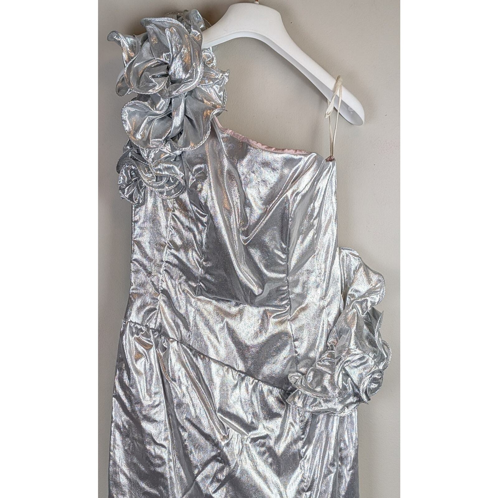 NWT Vtg Mike Benet Formals Ruffle One Shoulder Column Dress Metallic Silver 10