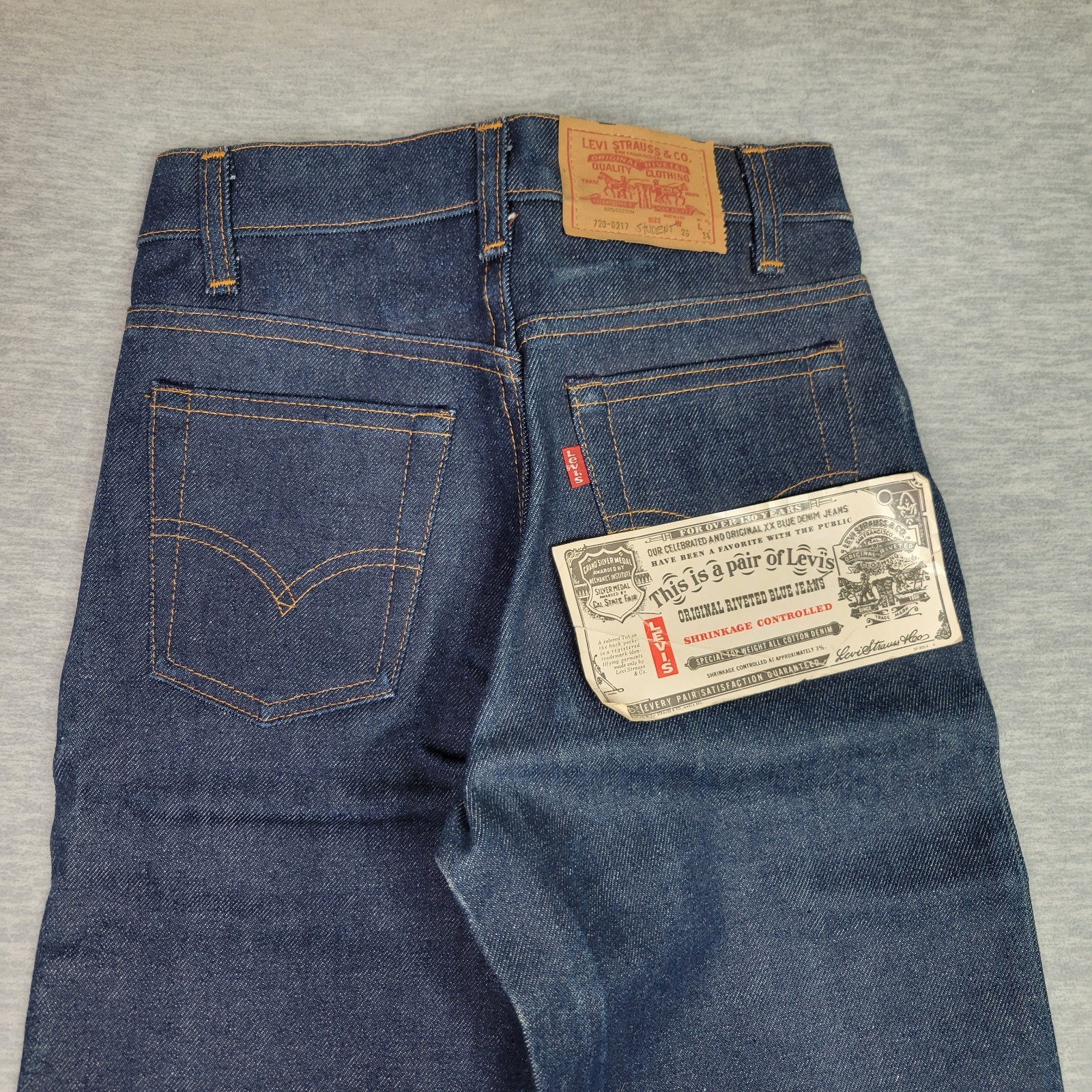 VTG 80s Levis Student Jeans Size 26×34 Made In USA Sample Pair SEE DESCRIPTION