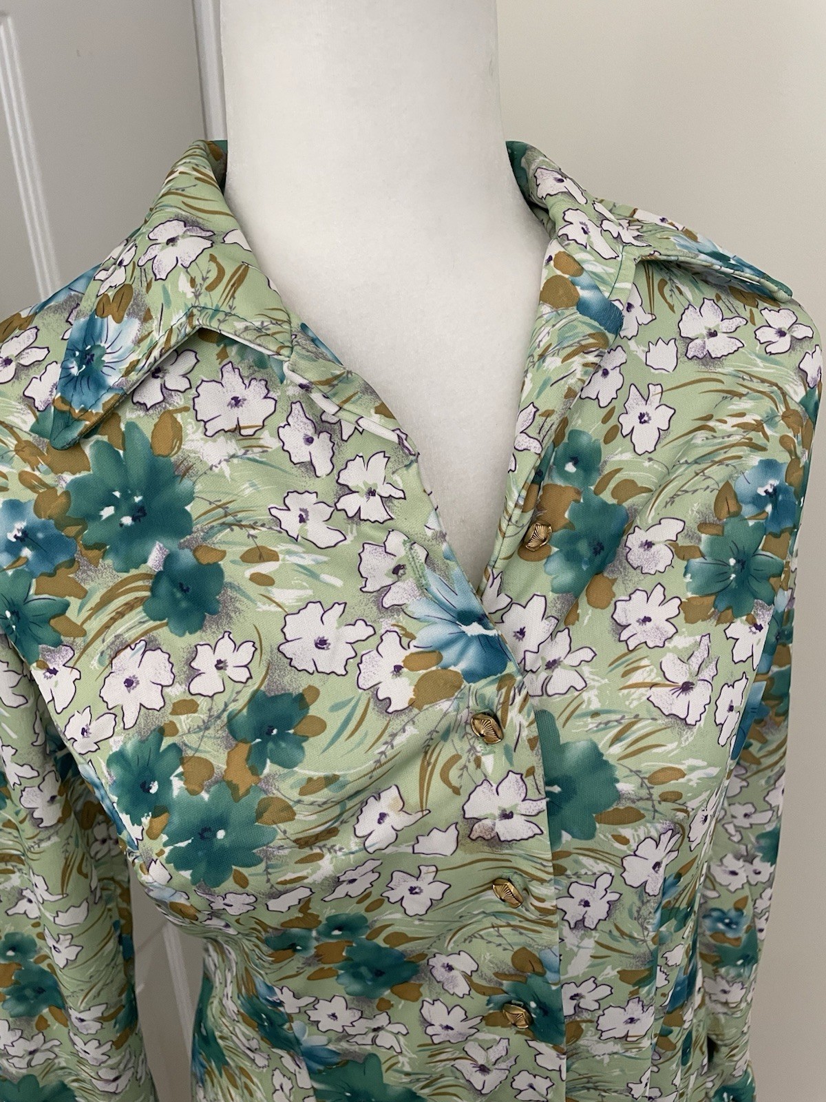 Vintage 1970’s Shirt Dress Bust/40 Waist/34