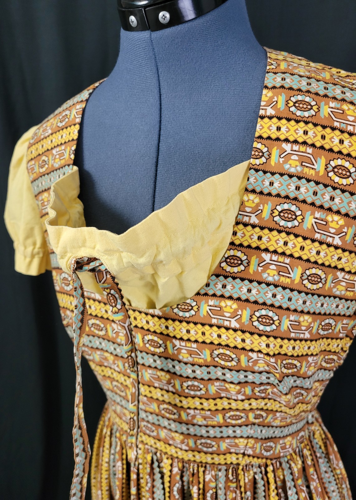 Vintage Dirndl Dress w Blouse in Brown/Yellow/Blue Pattern Size Small?