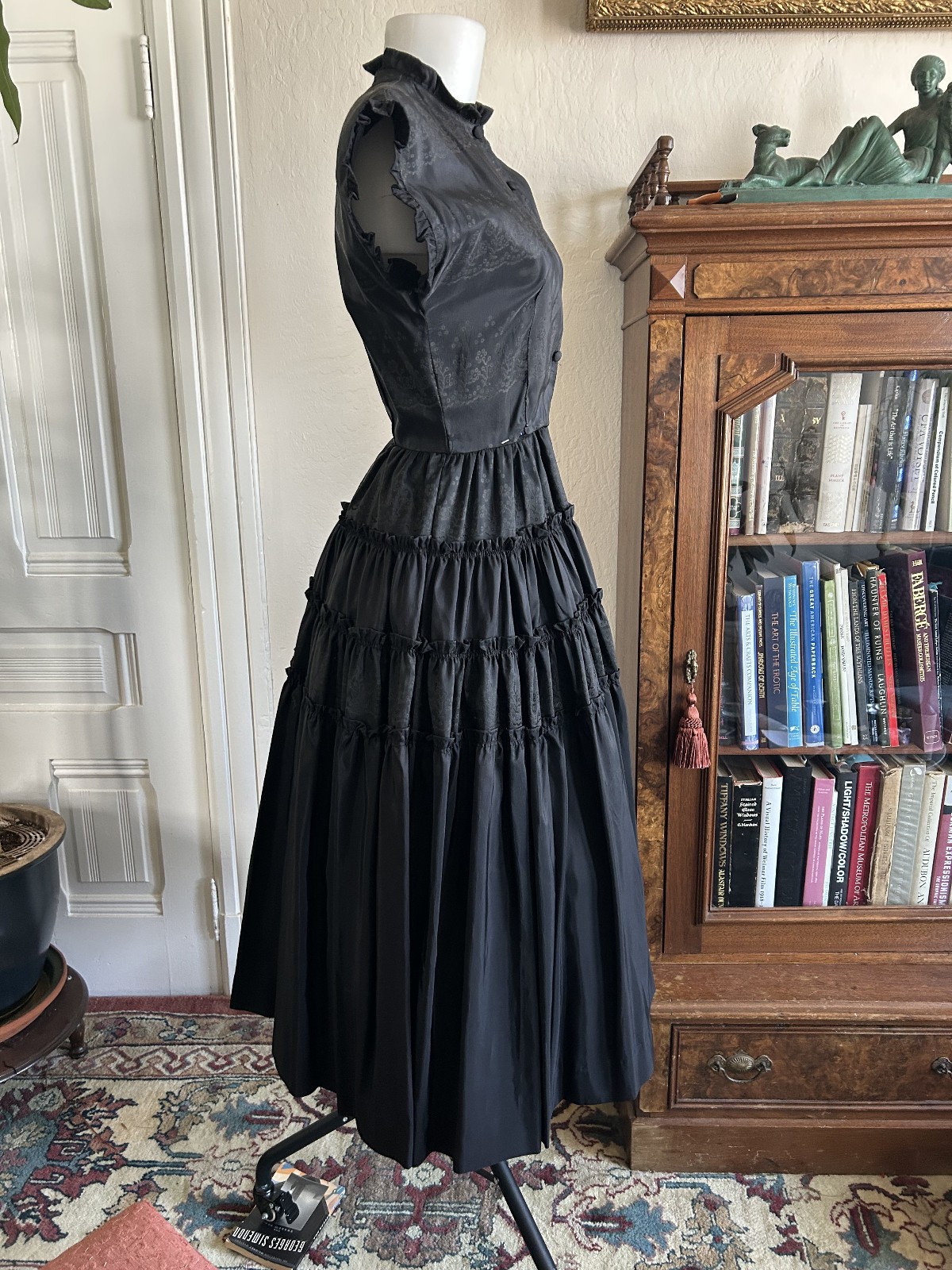 Vtg 40s 1950s Black High Neck Party Tea Party Dress Gothic Ruffle Full Skirt 27W