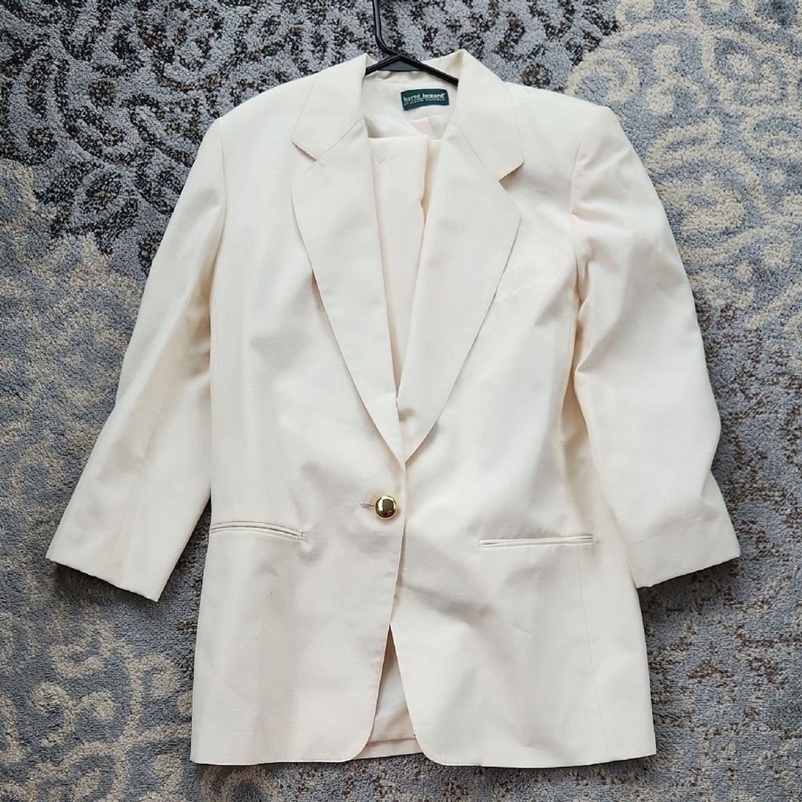 Vintage Harvé Bernard by Bernard Holtzman Blazer Pant Suit Set Cream