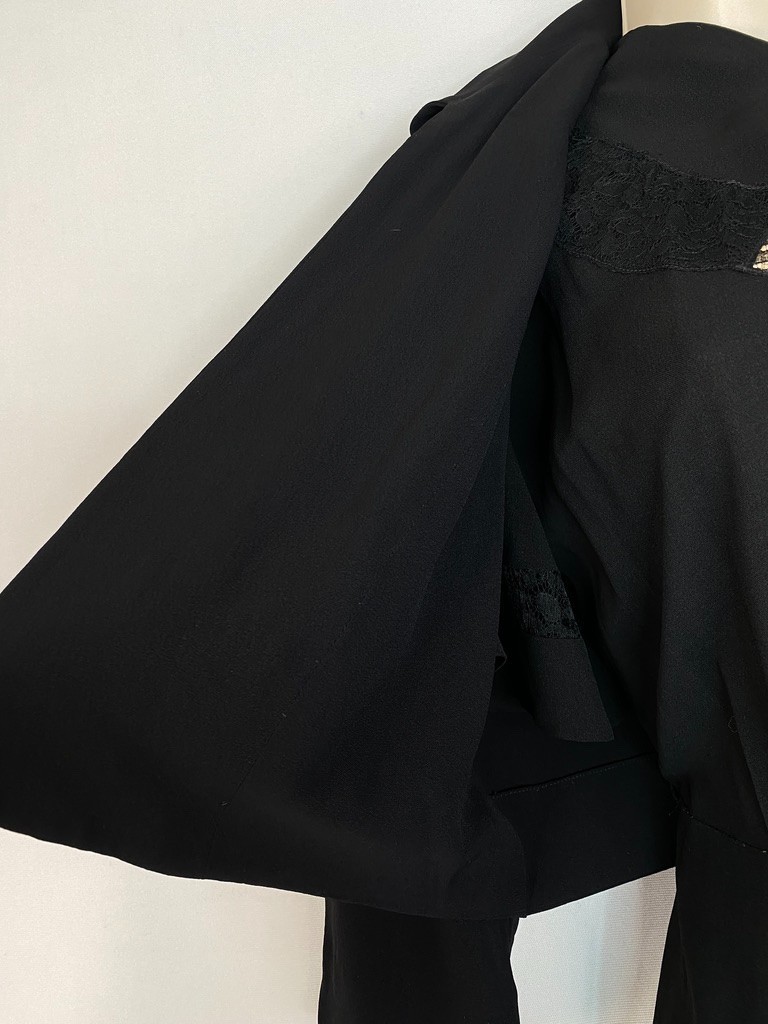 Vintage 1940s black midi dress set M short sleeve jacket rayon lace