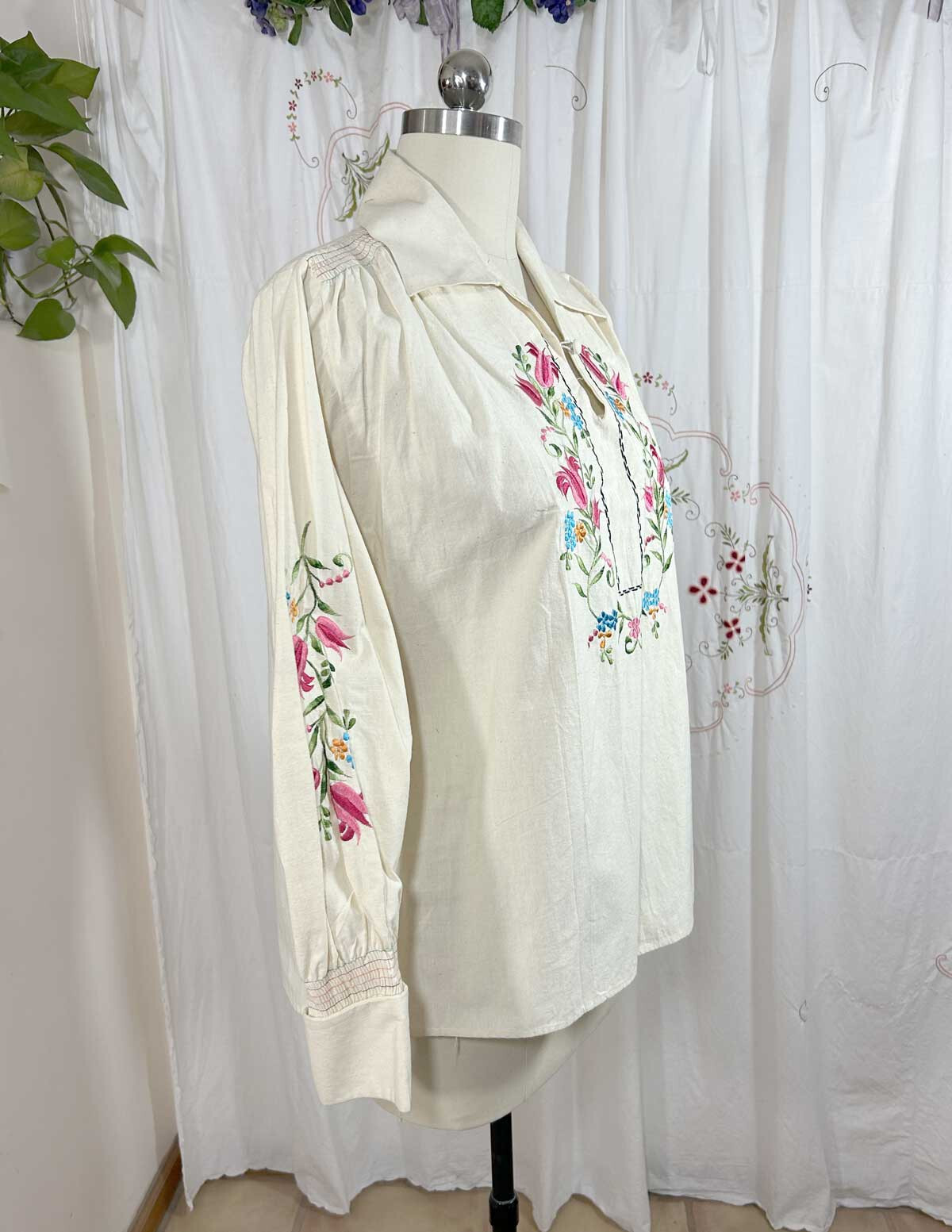 Vtg NOS Embroidered Peasant Blouse Mexican Hippy Top Smocked Cotton Muslin S/M