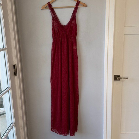 Vintage 70&rsquo;s Red Lace Donna Richard for Gilligan & O&rsquo;Malley Nightgown Dress Med
