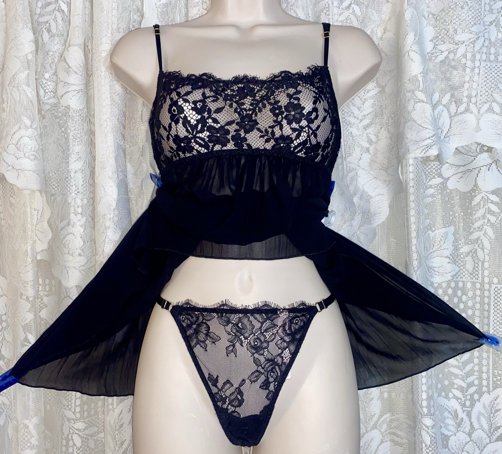 VTG Design M Black Victoria&rsquo;s Secret Lace Top Babydoll pleats Nightie Panty Set