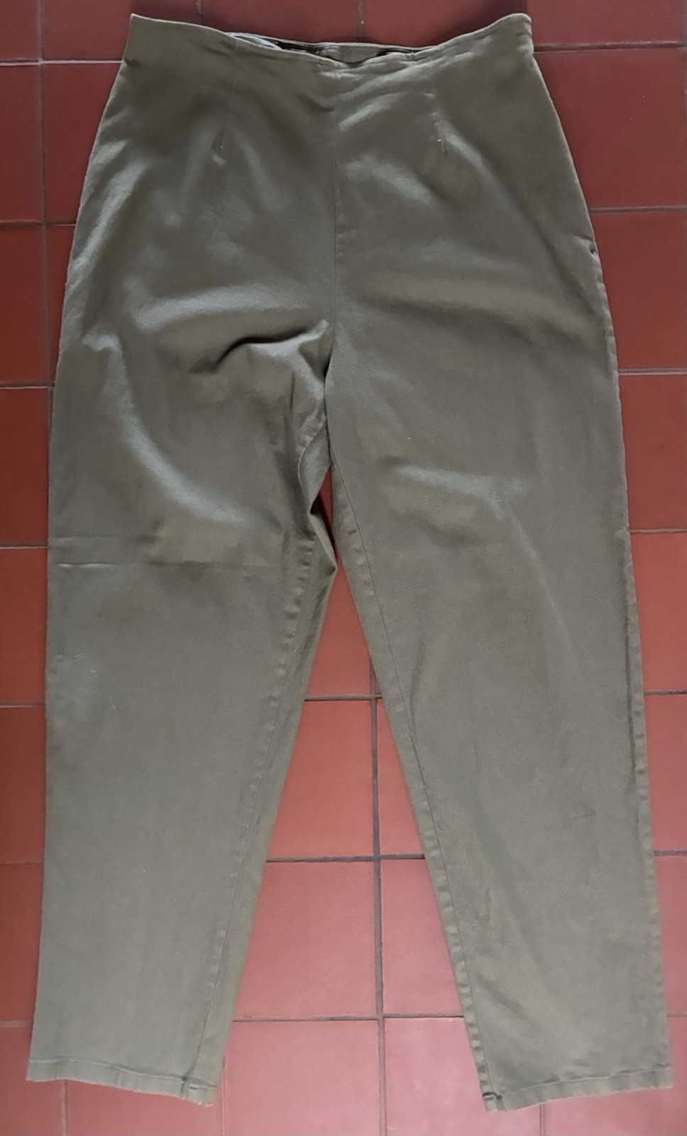 Vintage 90s Rafaella Women’s Petite High Rise Olive Khaki Side Zip Ankle Pants