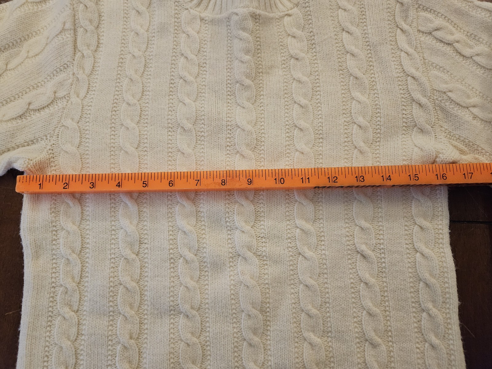 Vintage Jantzen Sweater Cable Knit Crew Neck Pullover Cream Off-White Medium USA
