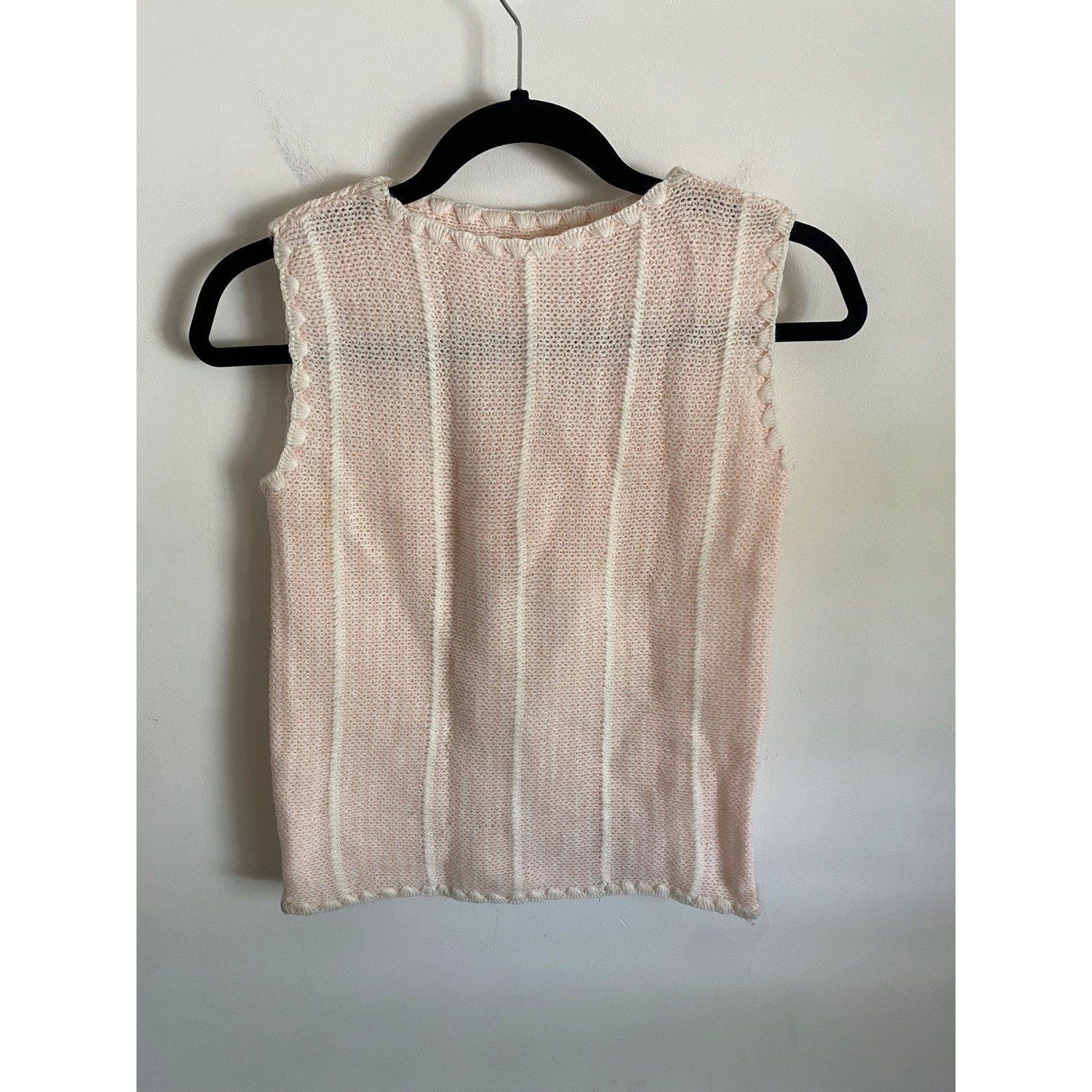 Vintage Deadstock Pink Cream Knit Sweater Vest Scalloped Crochet Trim Small