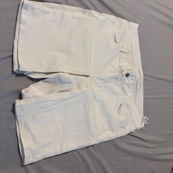 Old Navy white bootcut jeans size 16