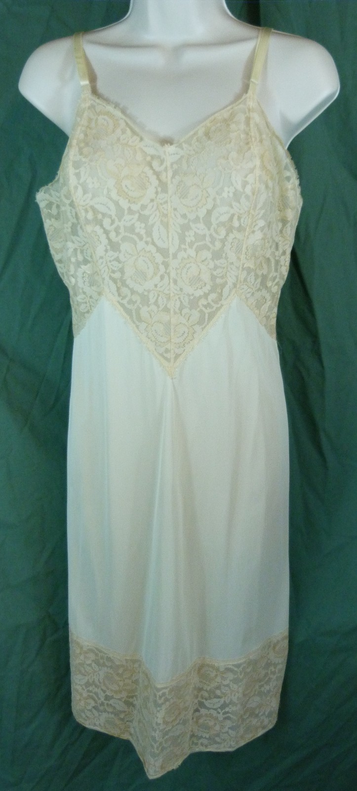 Vanity Fair Lorraine Full Bra Slip 34 TT 36 L 38 40 Satin Lace Slip