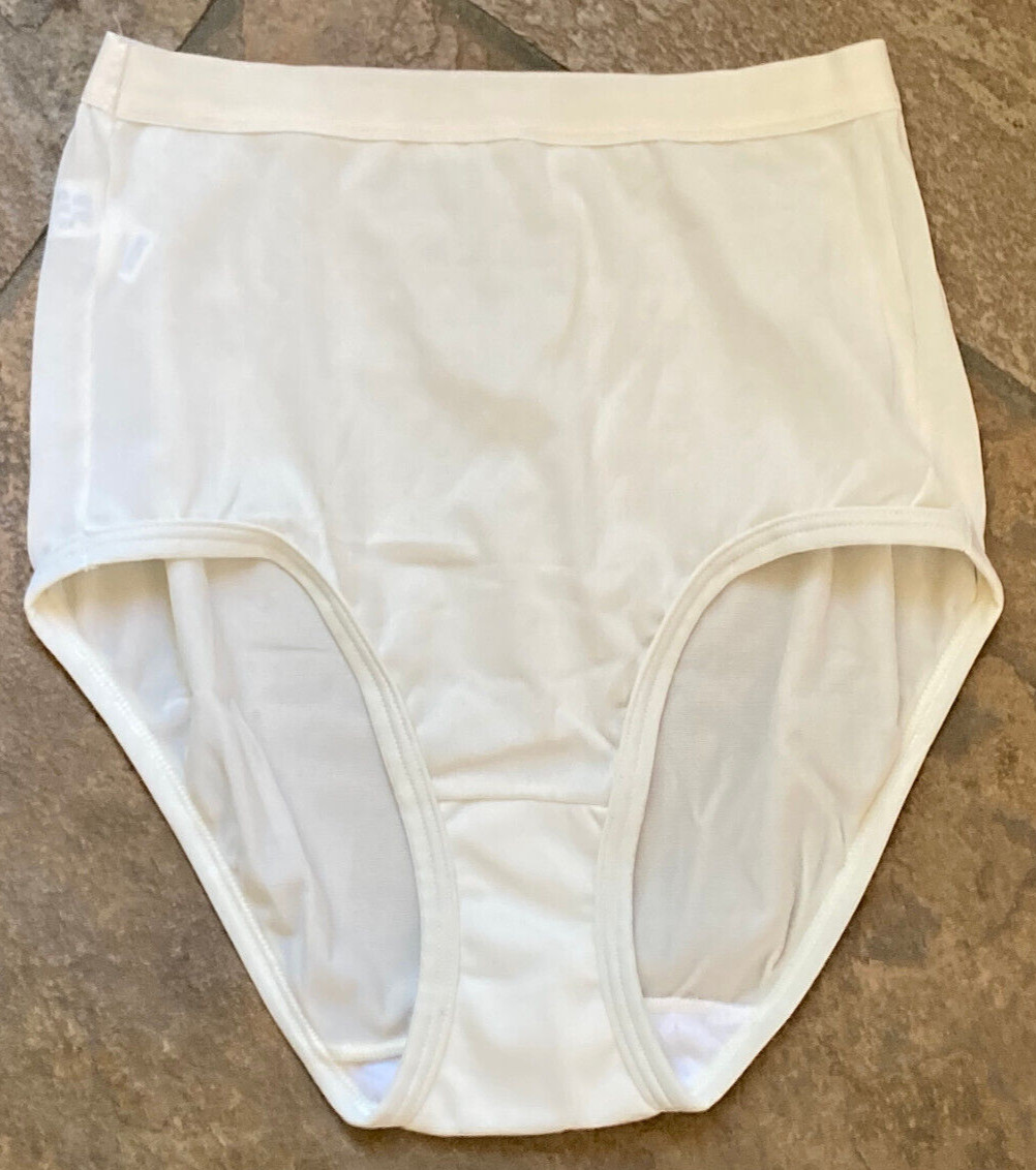 423 WARNER&rsquo;S 5/Small Ivory NOT SO INNOCENT Nylon Brief Panty #55129 VINTAGE