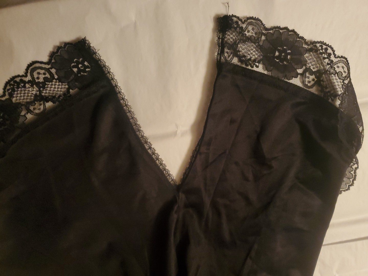 Vintage Half Slip By Private Treasures Large No Tag Small 11&Prime; Waist Flat Slit