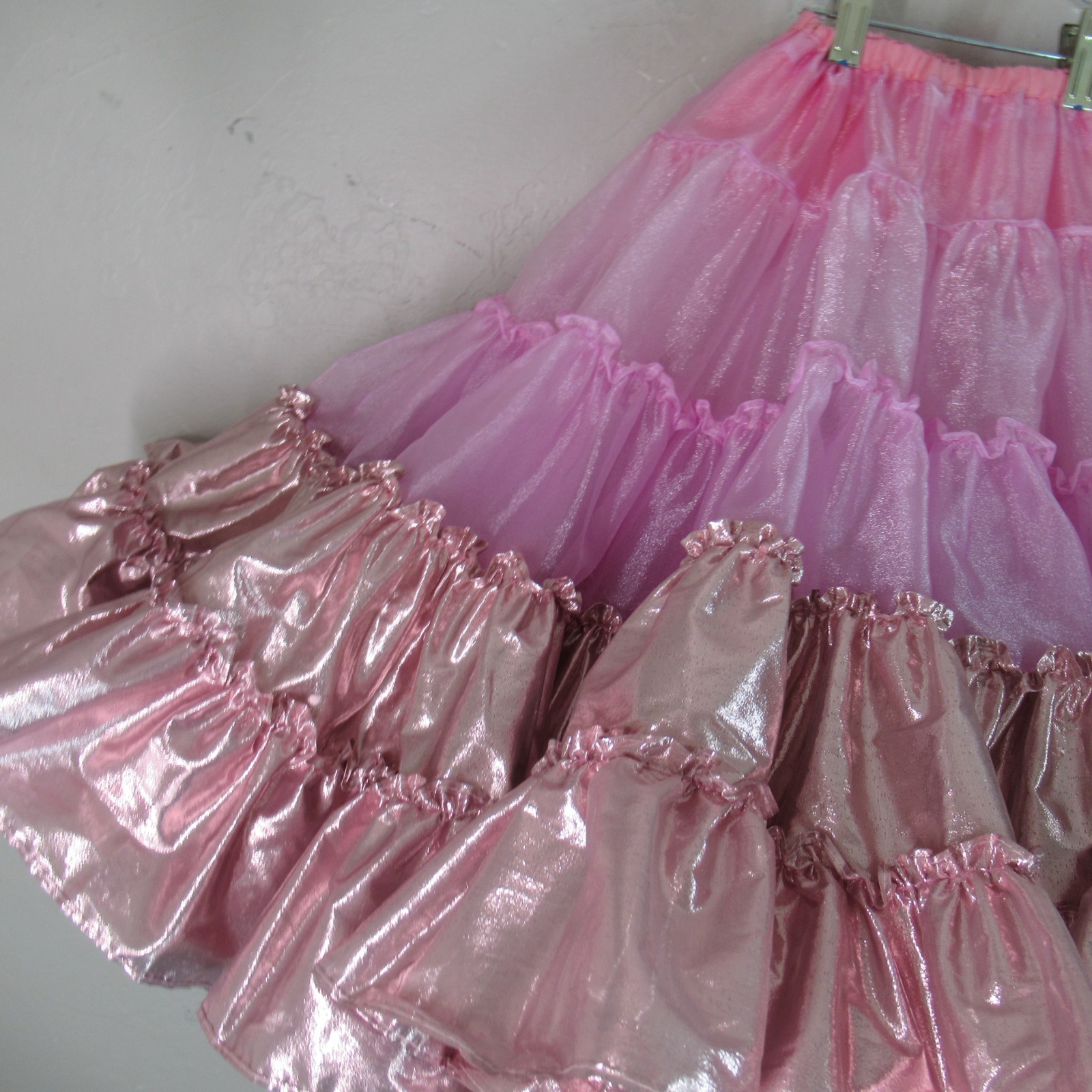 Square Apparel Petticoat Square Dance M Ruffles 3 Tone Metal Pink 3 Tier 2 Layer