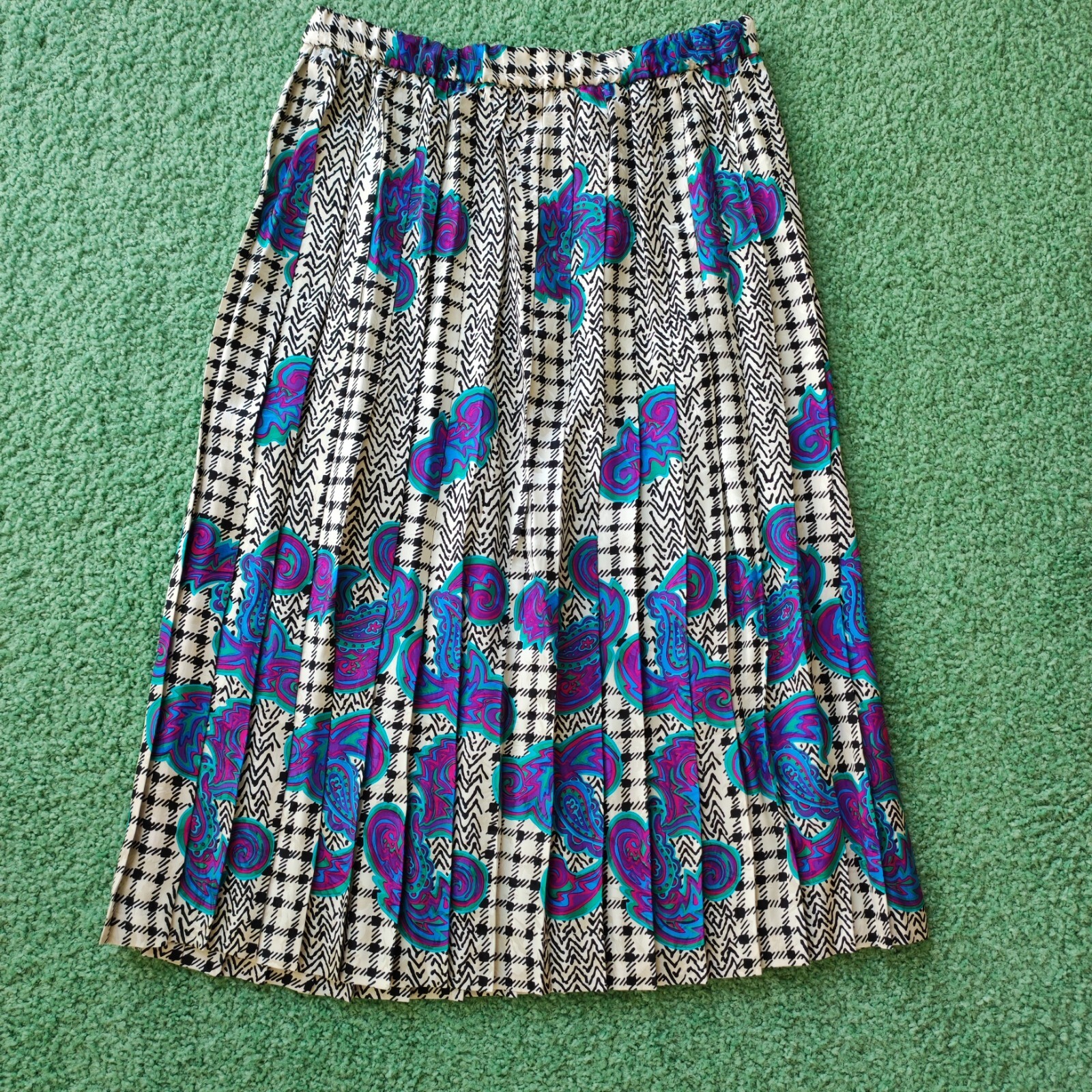 🎄🎁VTG Silk 💯 2 Piece Set Bomber Jacket & Pleated Skirt Sz 12 Check & Paisley