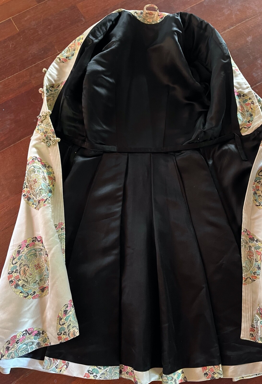 WOMEN&rsquo;S VINTAGE DYNASTY HONG KONG CHINESE SILK BROCADE DRESS COAT JACKET XS / S