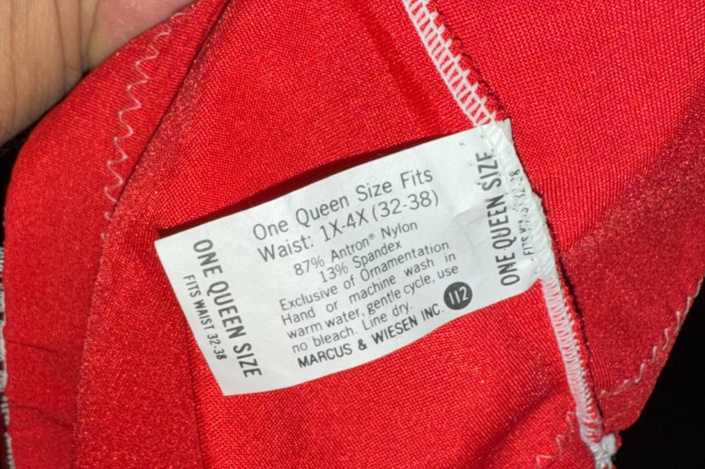 Vtg WOMENS « QUEEN SIZE » FULL FIGURE red nylon PANTIES, LADY BETTY, NOS w/ TAGS