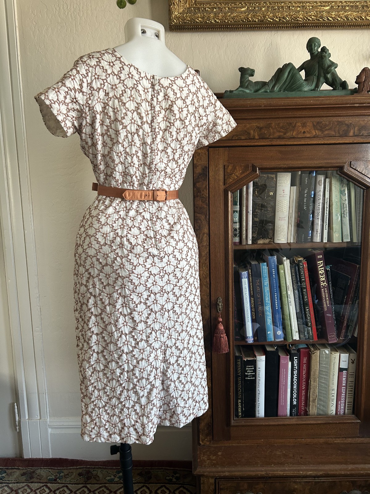 Vintage 1950s 60s White Wiggle Dress Copper Cotton Embroidery Belted Sheath M